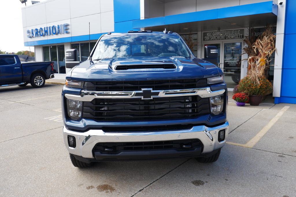 New 2026 Chevrolet Silverado 2500 LT w/ Safety Package AWD/4WD image 2