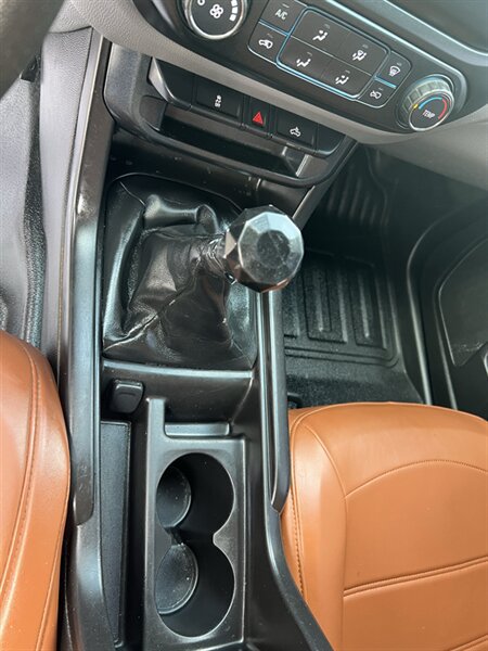 Used 2017 GMC Canyon SL RWD image 11