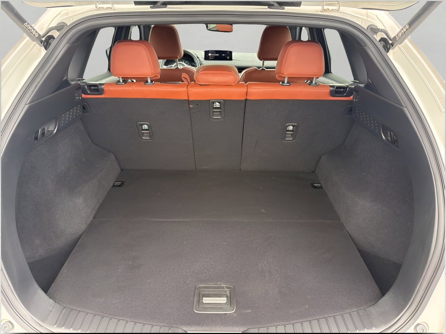 Used 2024 MAZDA CX-5 Carbon Edition image 28