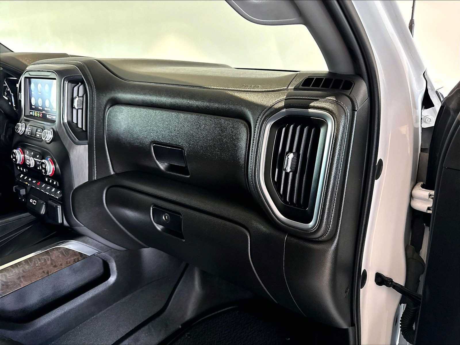 Used 2023 GMC Sierra 3500 Denali w/ Denali Ultimate Package AWD/4WD image 23