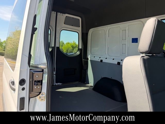 New 2026 Mercedes-Benz Sprinter 2500 image 18