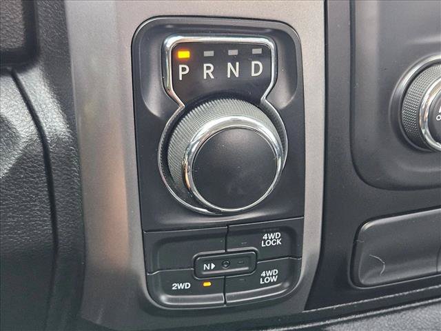 Used 2022 RAM 1500 Classic SLT AWD/4WD image 16