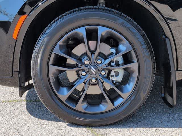 Used 2025 Dodge Durango R/T AWD/4WD image 14