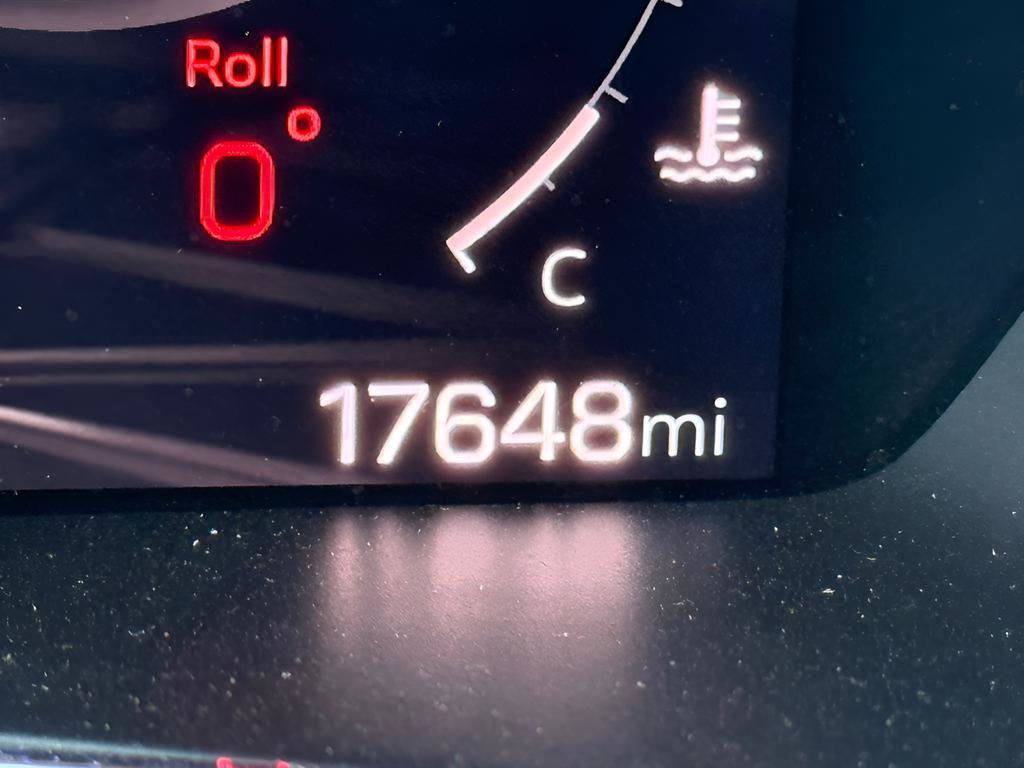 Used 2023 GMC Canyon Denali image 12