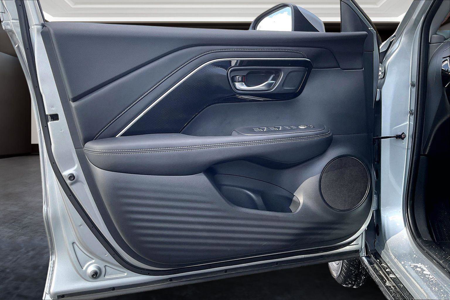 Certified 2025 Acura ADX FWD image 18