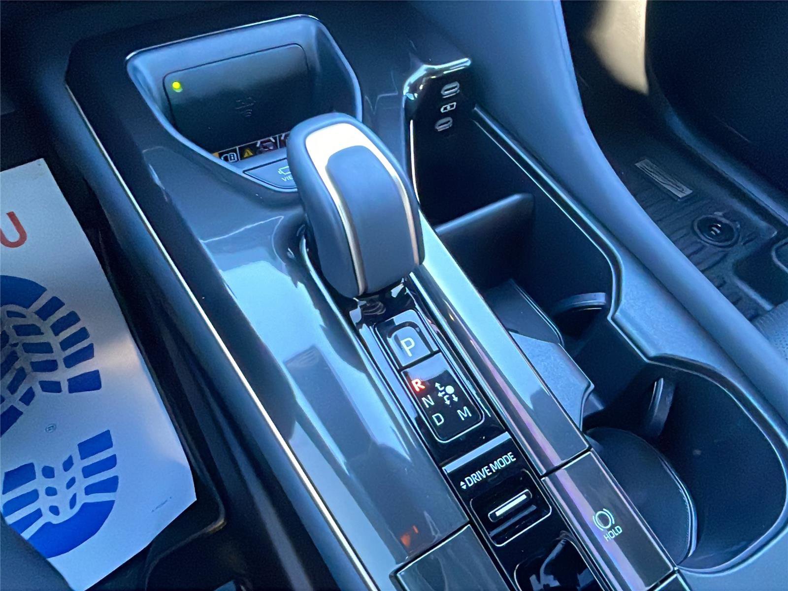 Used 2024 Toyota Crown Platinum image 26