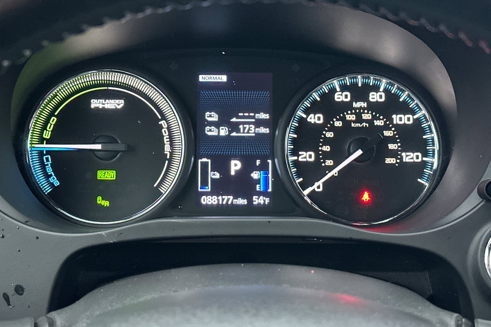 Used 2020 Mitsubishi Outlander SEL image 20