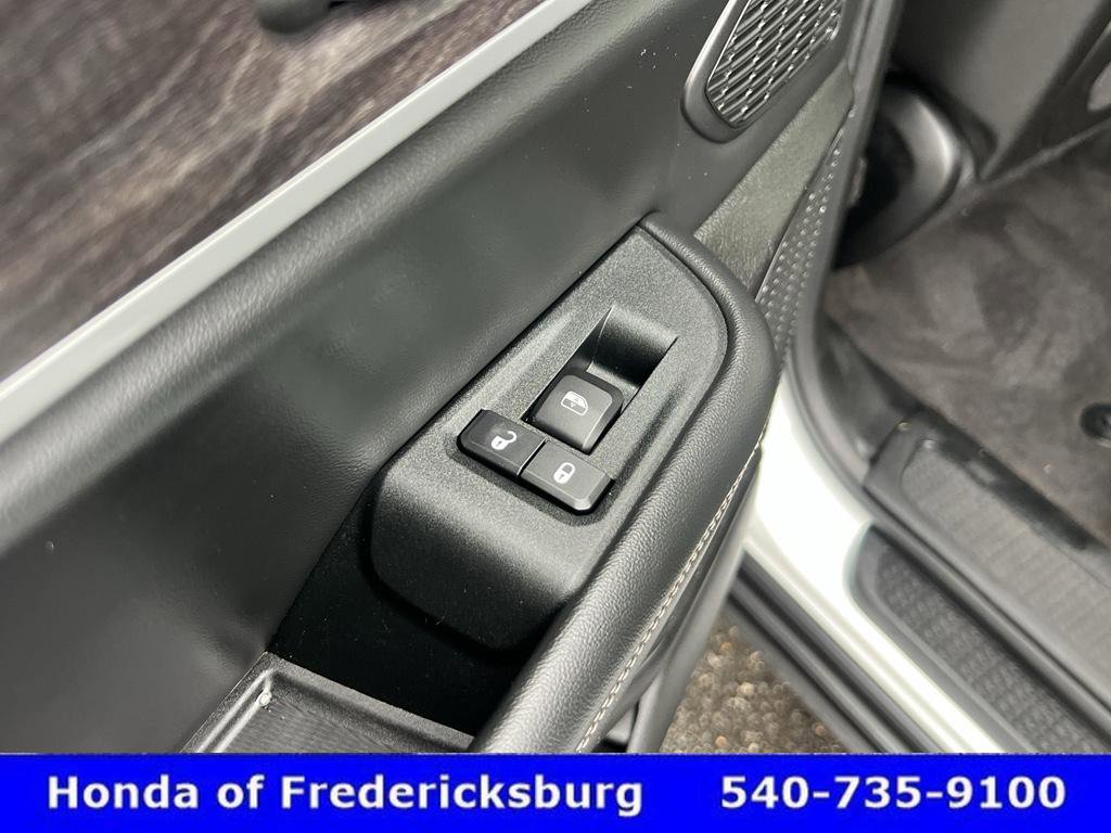 Used 2021 Jeep Grand Cherokee L Limited w/ Trailer Tow Group (B) image 32