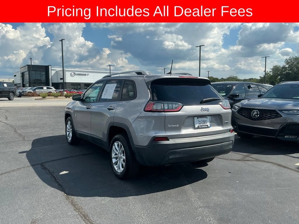 Used 2020 Jeep Cherokee Latitude FWD image 3