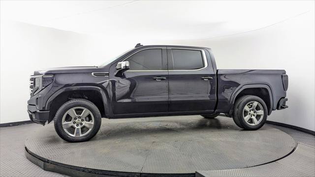 Used 2023 GMC Sierra 1500 SLT AWD/4WD image 3