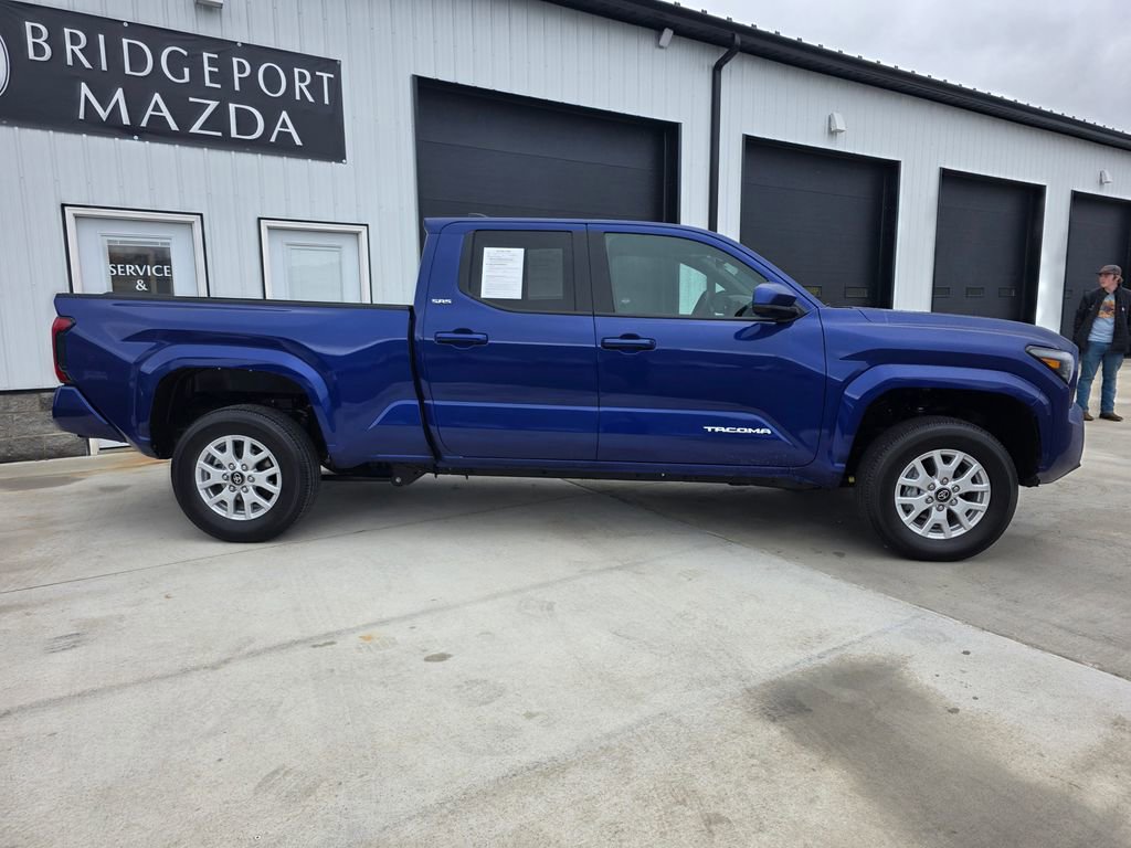 Used 2024 Toyota Tacoma SR5 image 4
