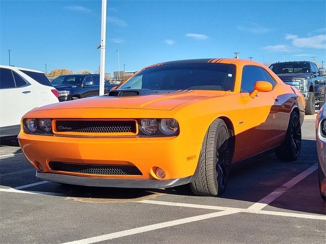 Used 2014 Dodge Challenger R/T image 3