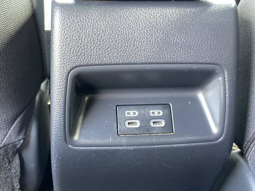 Used 2024 Toyota Corolla SE FWD image 17