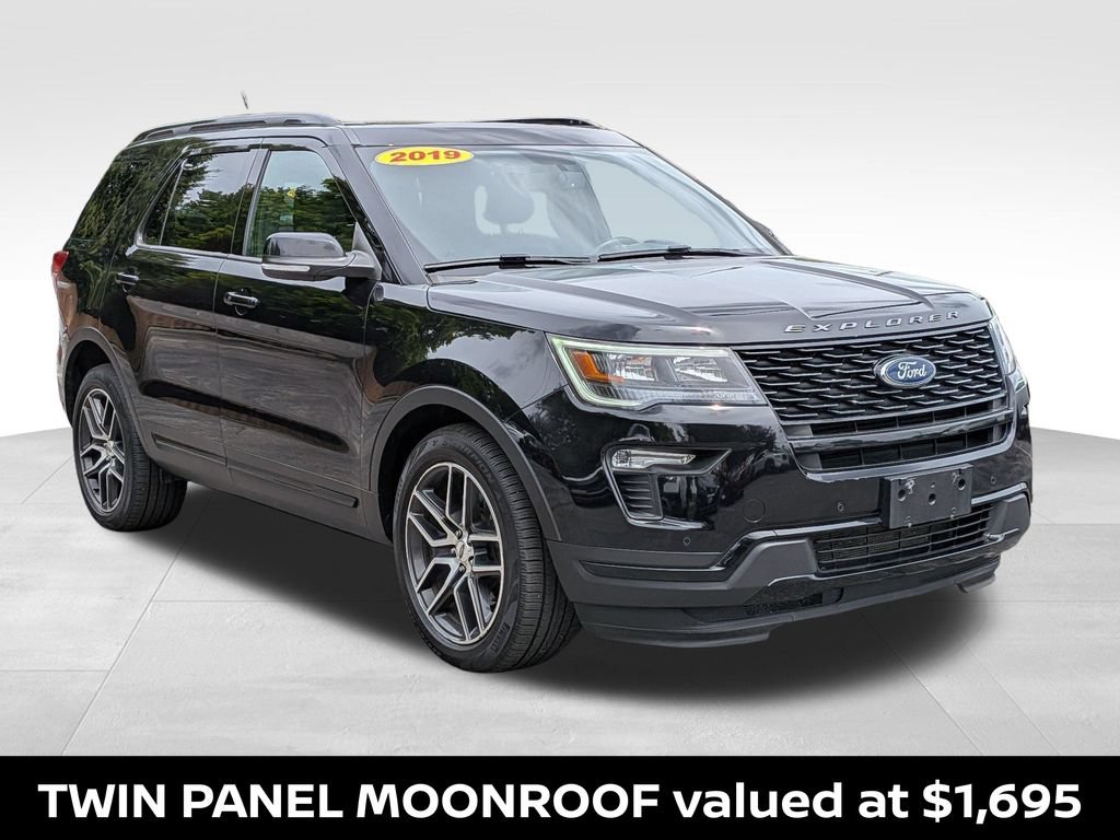 Used 2019 Ford Explorer Sport AWD/4WD image 4