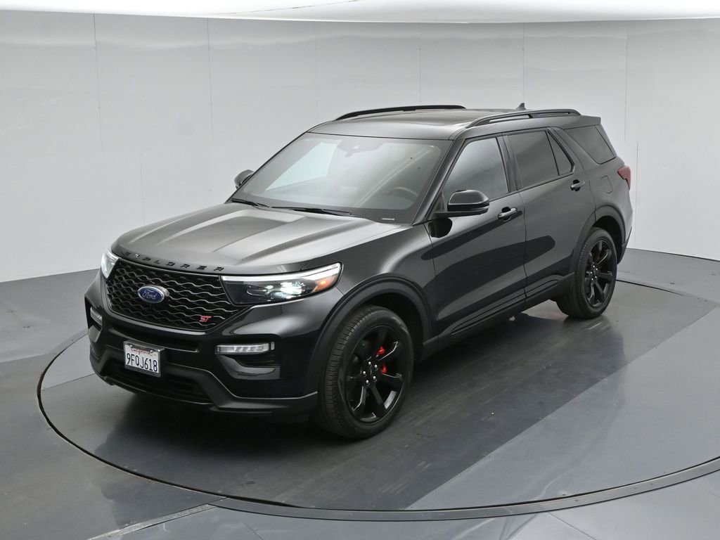 Certified 2023 Ford Explorer ST w/ Equipment Group 401A AWD/4WD image 40