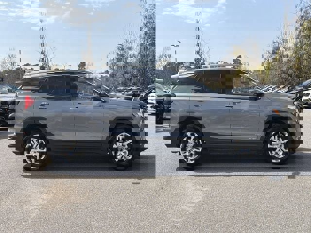 Used 2020 GMC Terrain SLE image 3