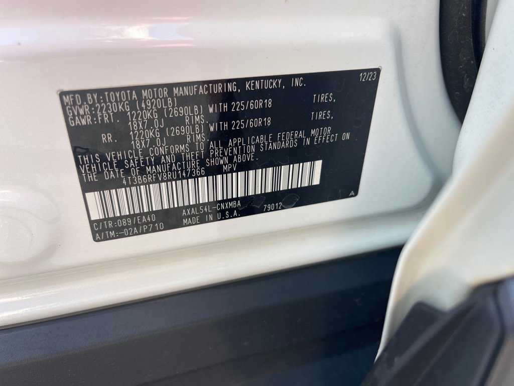 Used 2024 Toyota RAV4 XLE Premium image 11