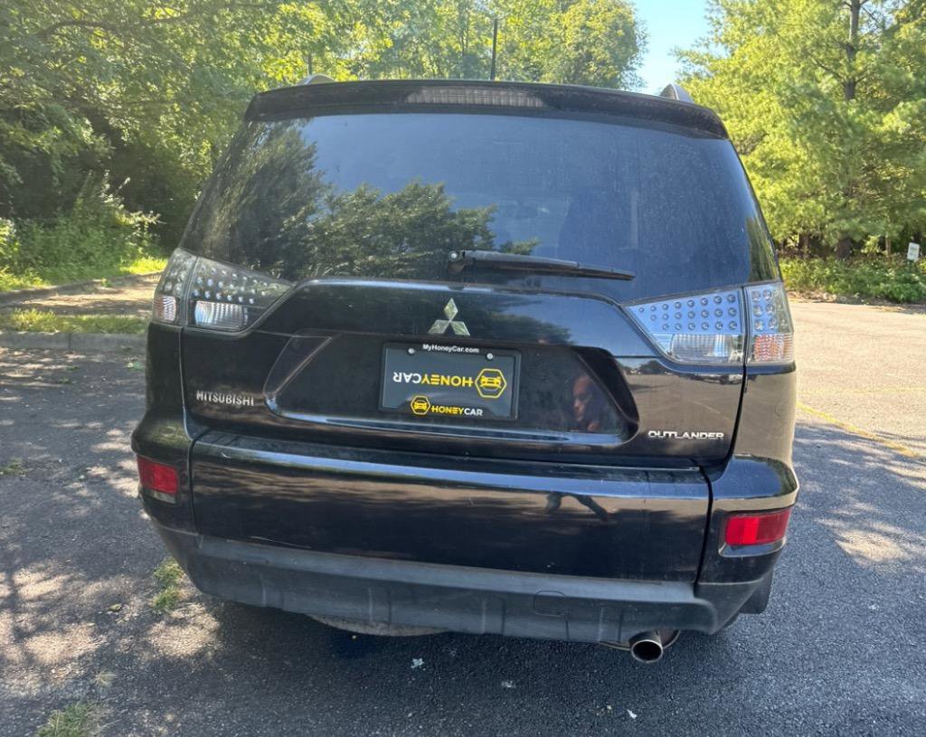 Used 2013 Mitsubishi Outlander SE image 6