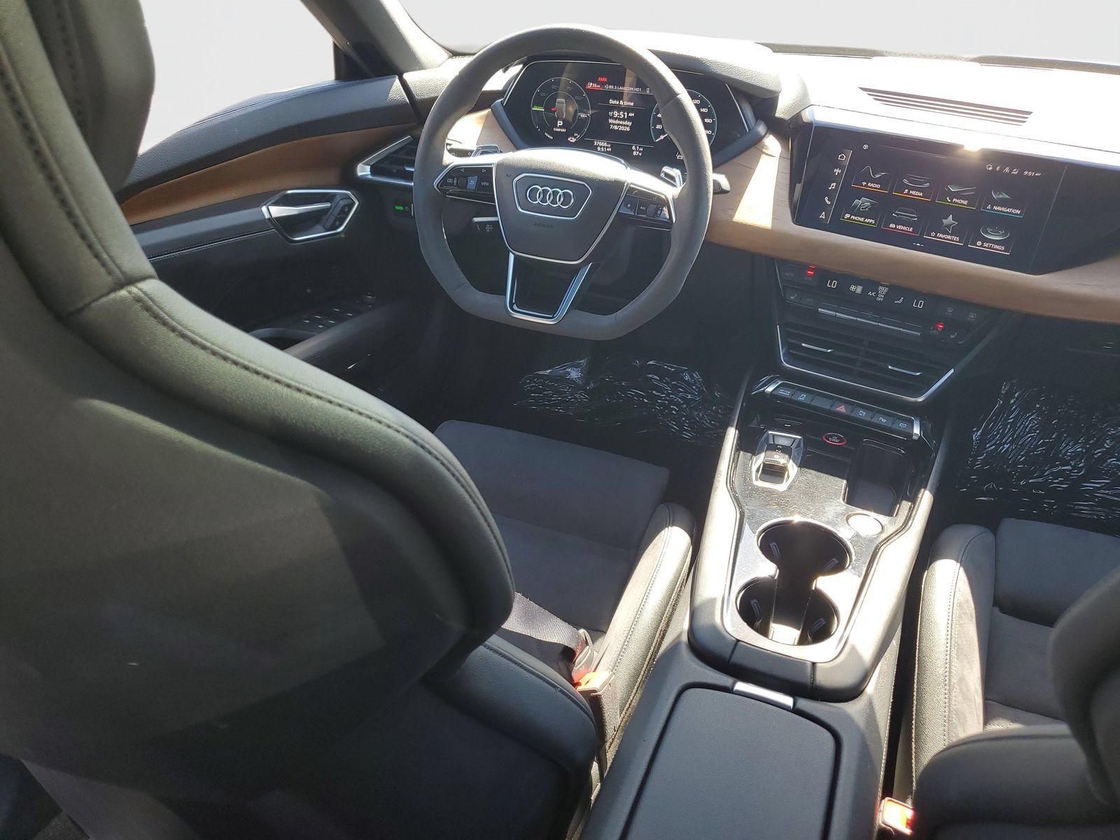 Used 2022 Audi e-tron GT Prestige w/ Prestige Package AWD/4WD image 11