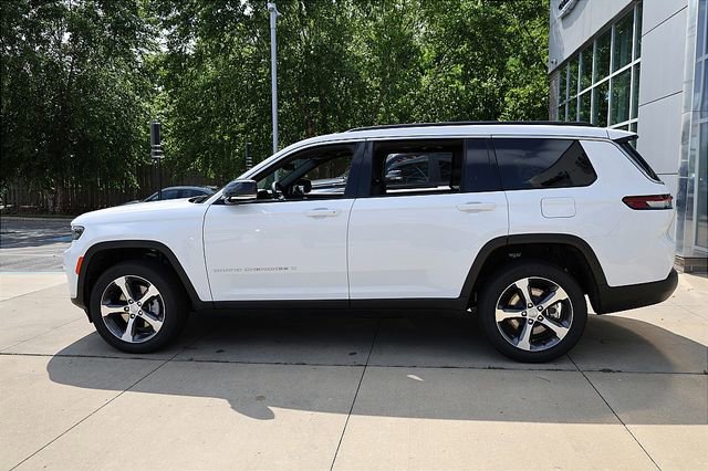 New 2025 Jeep Grand Cherokee L Limited image 4