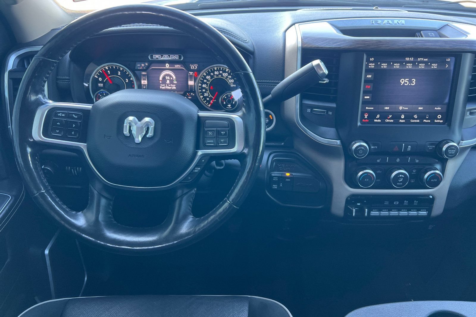 Used 2020 RAM 2500 Laramie AWD/4WD image 15