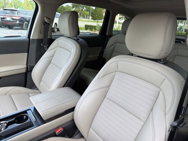 Certified 2025 Lincoln Nautilus Reserve AWD/4WD image 15