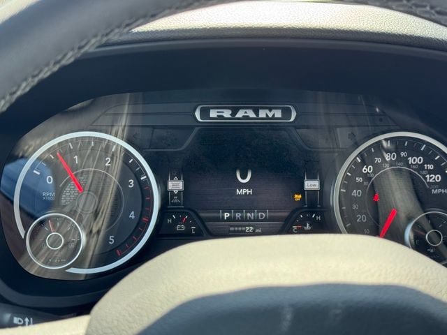 New 2026 RAM 2500 Big Horn AWD/4WD image 30