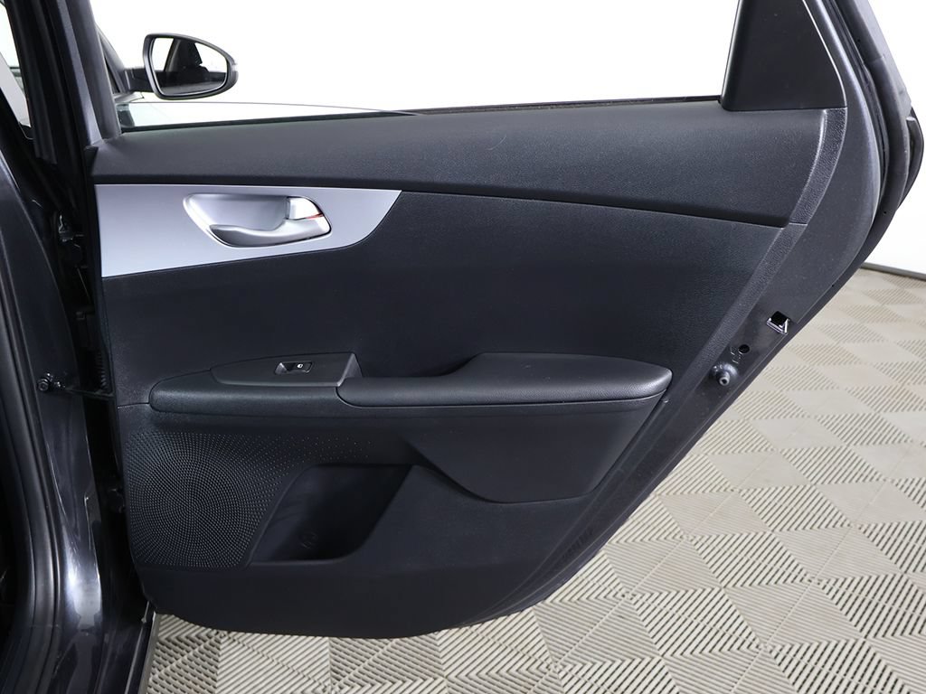Certified 2024 Kia Forte LXS w/ LXS Technology Package FWD image 24