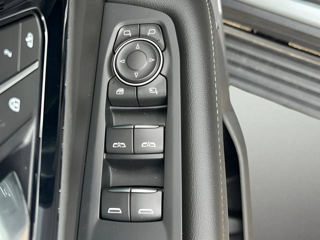 New 2026 Chevrolet Suburban Premier RWD image 16