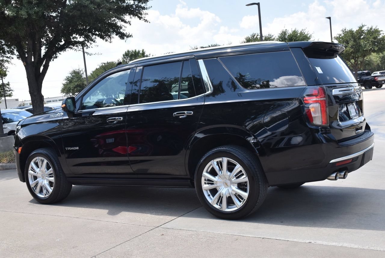 Used 2021 Chevrolet Tahoe High Country w/ Premium Package AWD/4WD image 11