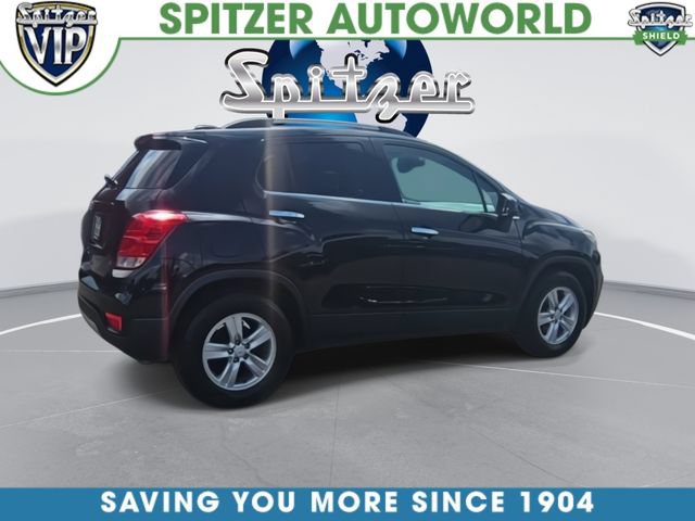 Used 2020 Chevrolet Trax LT w/ LT Convenience Package FWD image 9
