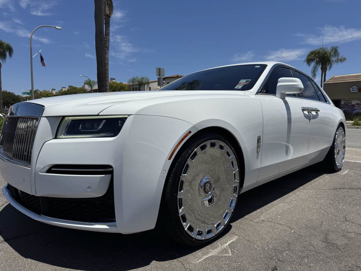 Used 2022 Rolls-Royce Ghost w/ Ghost Package AWD/4WD image 13