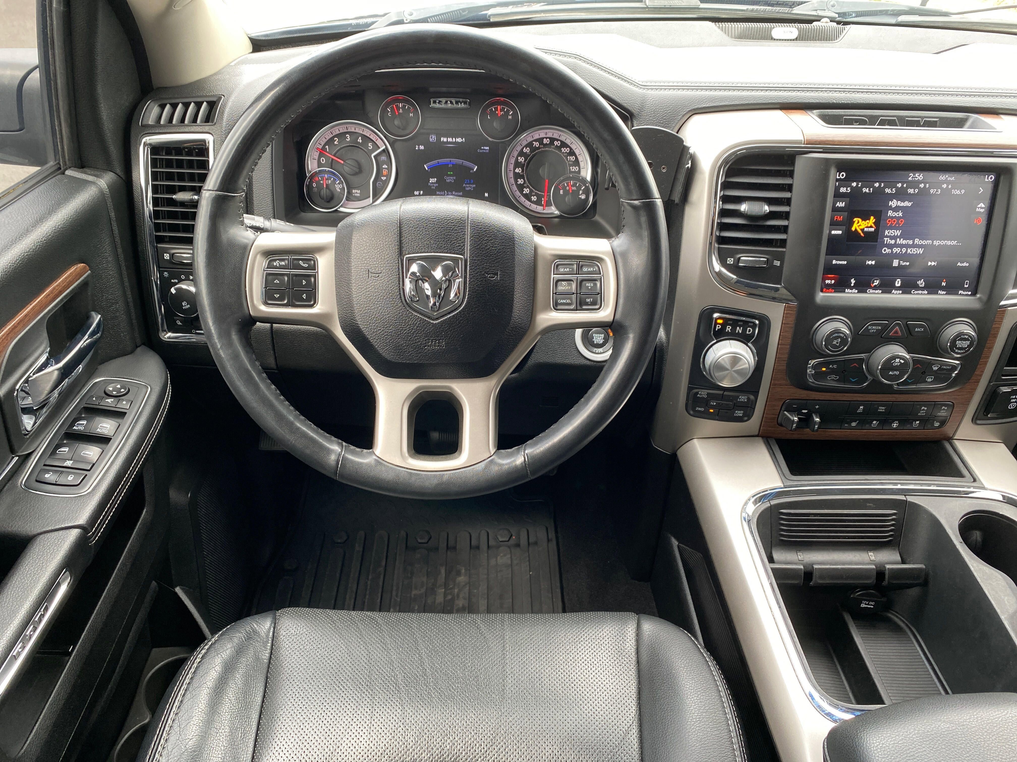 Used 2018 RAM 1500 Laramie w/ Convenience Group AWD/4WD image 13