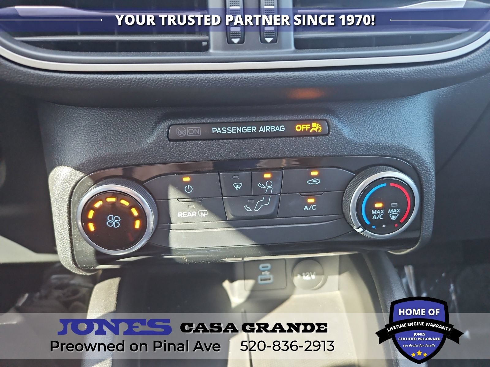 Used 2022 Ford Escape SE w/ SE Sport Appearance Package FWD image 15