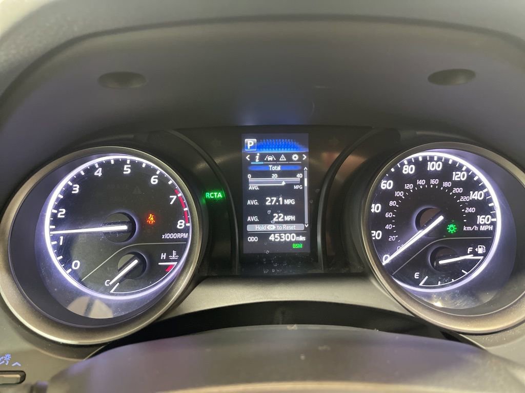 Used 2024 Toyota Camry SE image 19