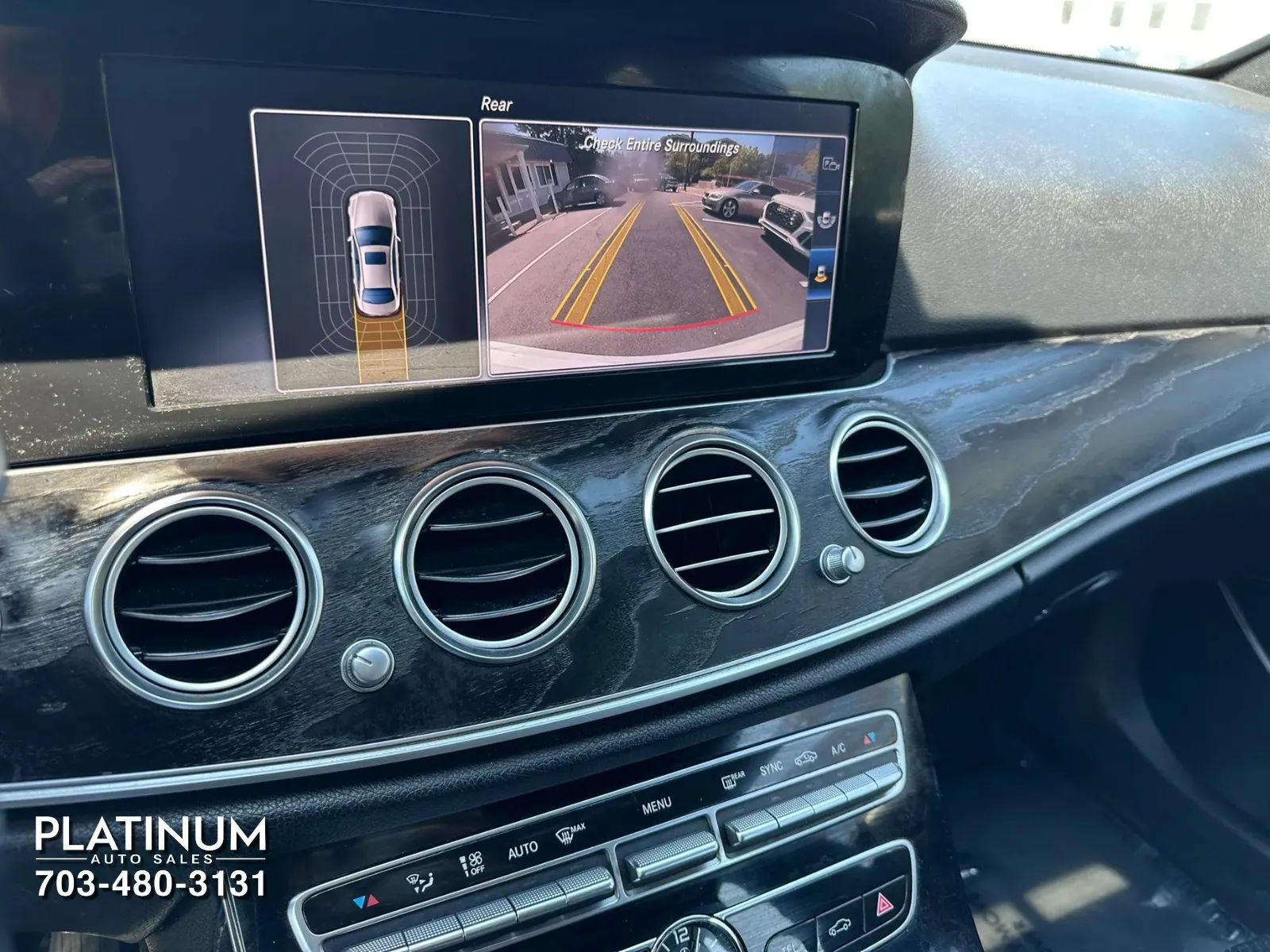 Used 2017 Mercedes-Benz E 300 4MATIC image 11