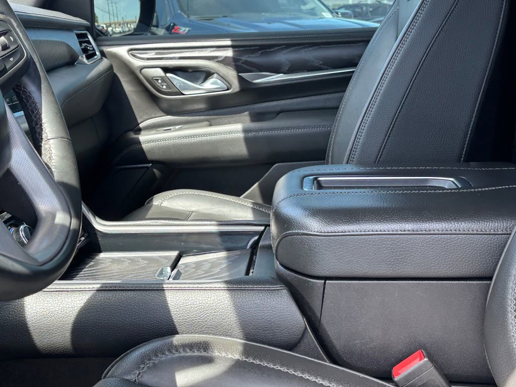 Used 2023 GMC Yukon Denali image 10