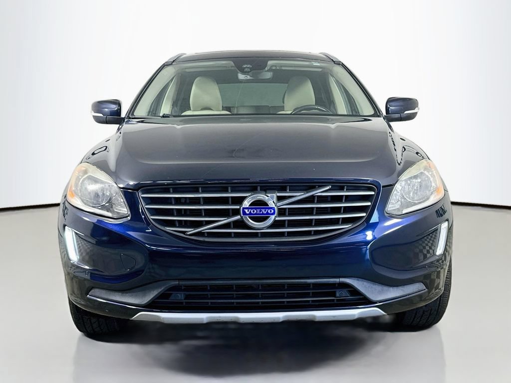 Used 2017 Volvo XC60 T5 Inscription w/ Preferred Option Package AWD/4WD image 2