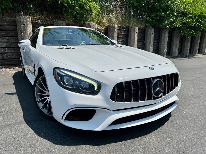 Used 2017 Mercedes-Benz SL 550 image 3