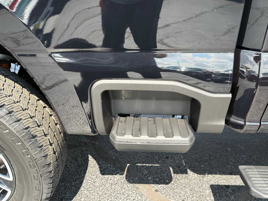 New 2026 Ford F350 Platinum image 34