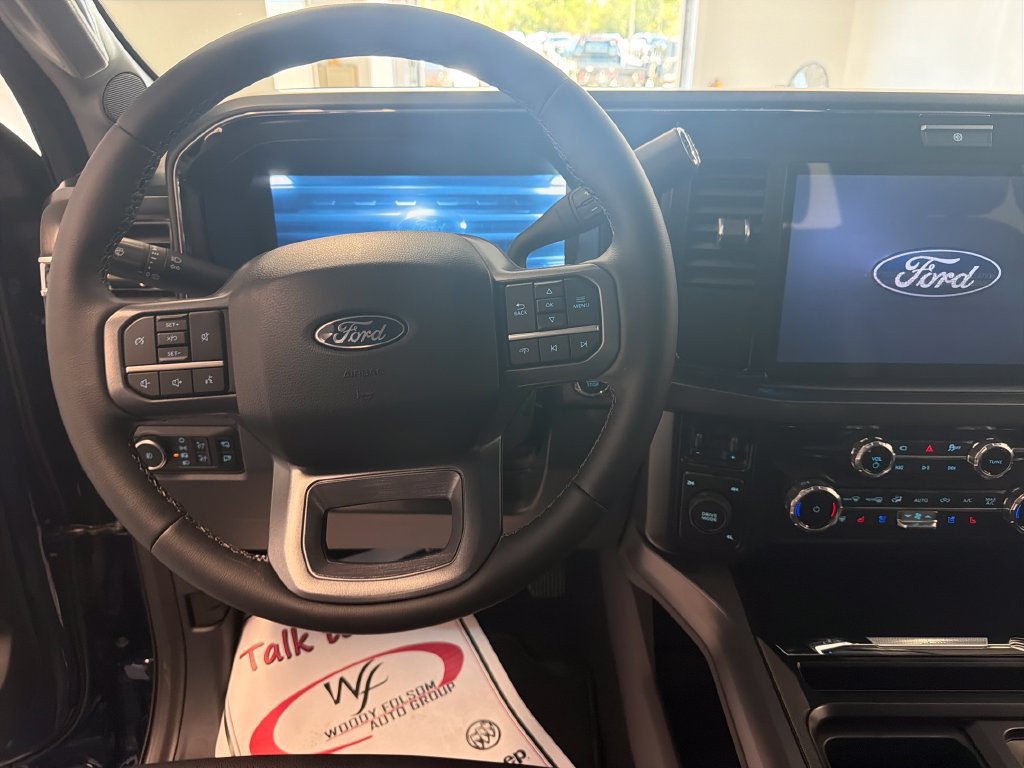 Used 2027 Ford F450 Lariat AWD/4WD image 16