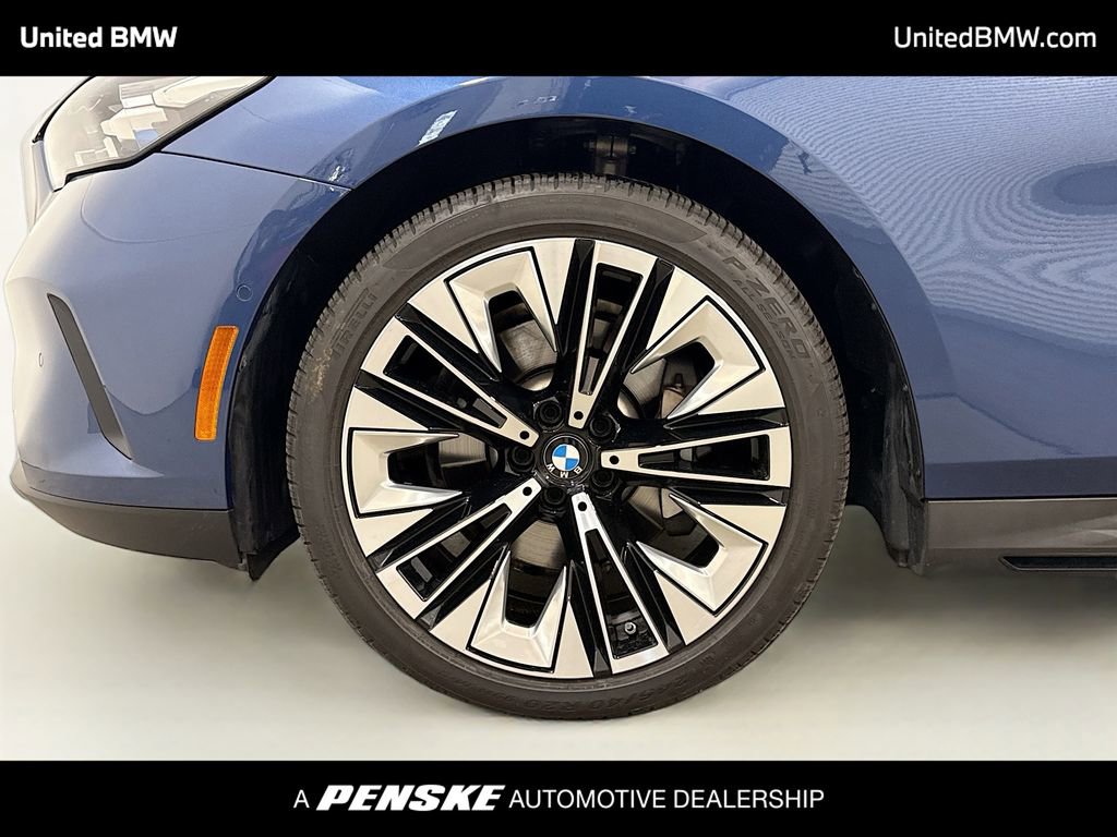 Used 2025 BMW 530i 530i video 2