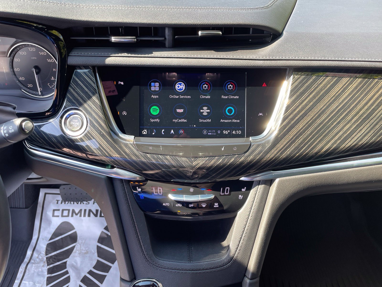 Used 2024 Cadillac XT6 Premium Luxury FWD image 22