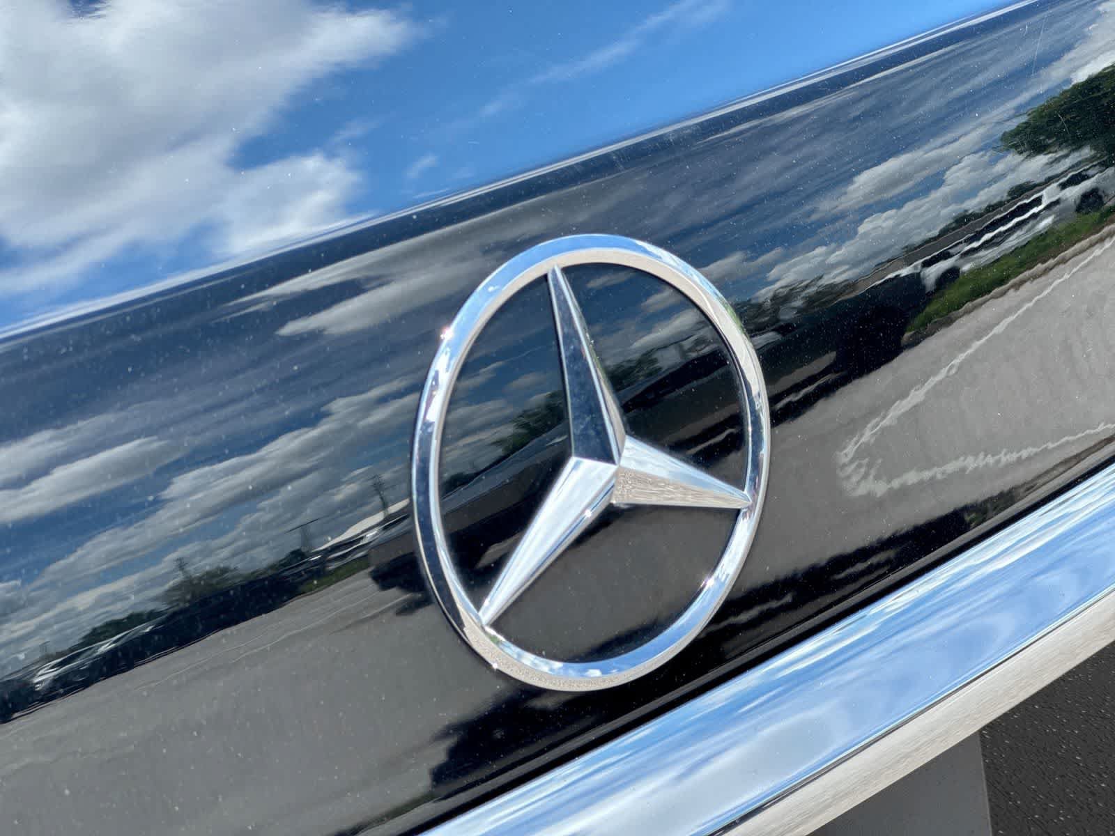 Used 2020 Mercedes-Benz E 350 Sedan image 18