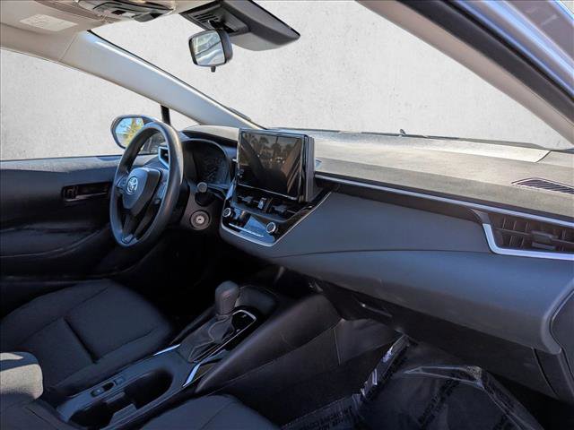 Used 2025 Toyota Corolla LE image 19