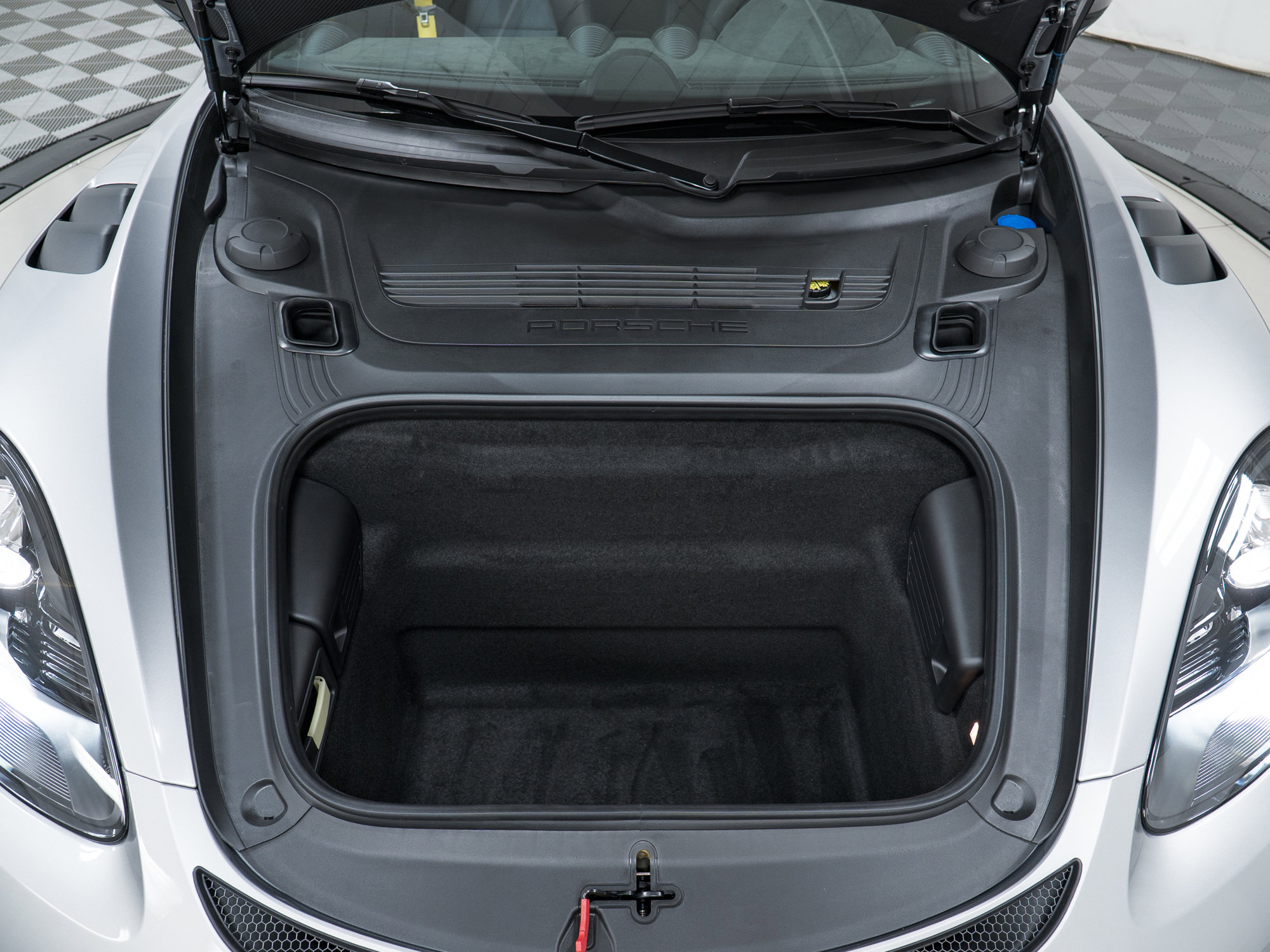 Used 2025 Porsche 718 Cayman GT4 RS image 12