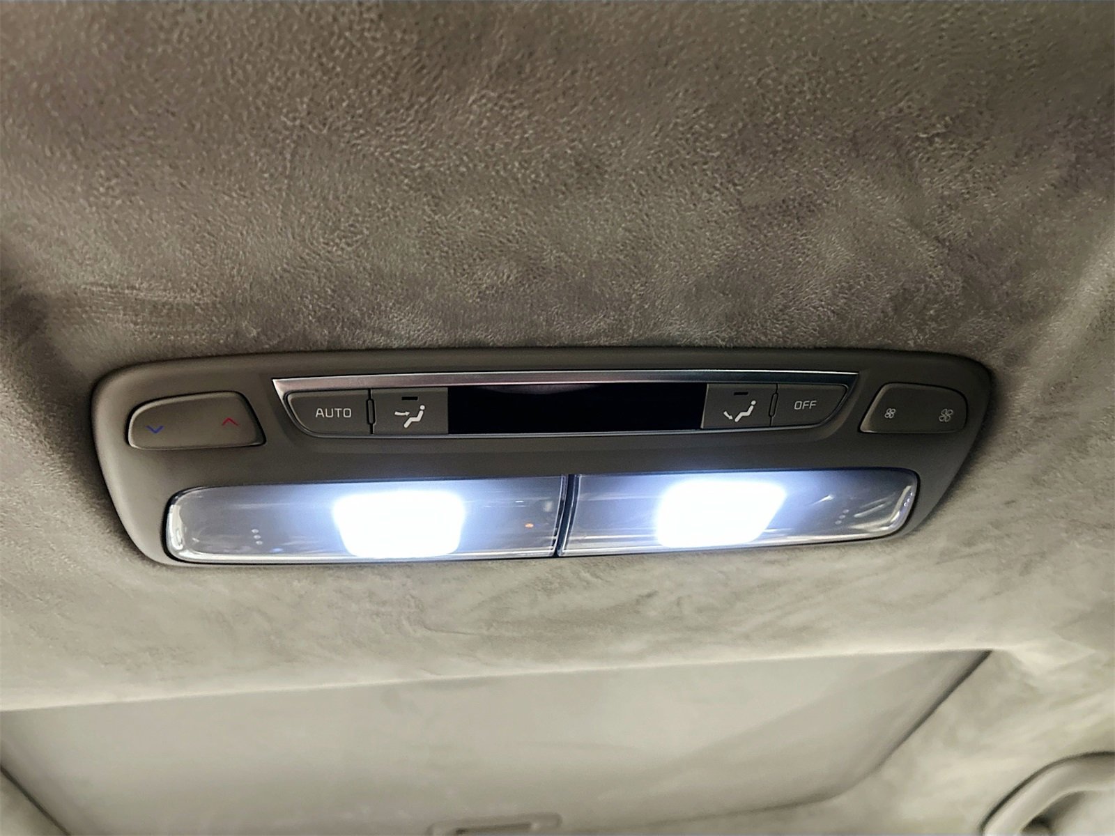 Used 2022 Kia Telluride SX w/ SX Prestige Package image 27