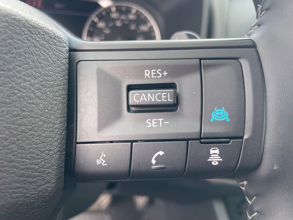 Certified 2026 Nissan Rogue SV FWD image 10