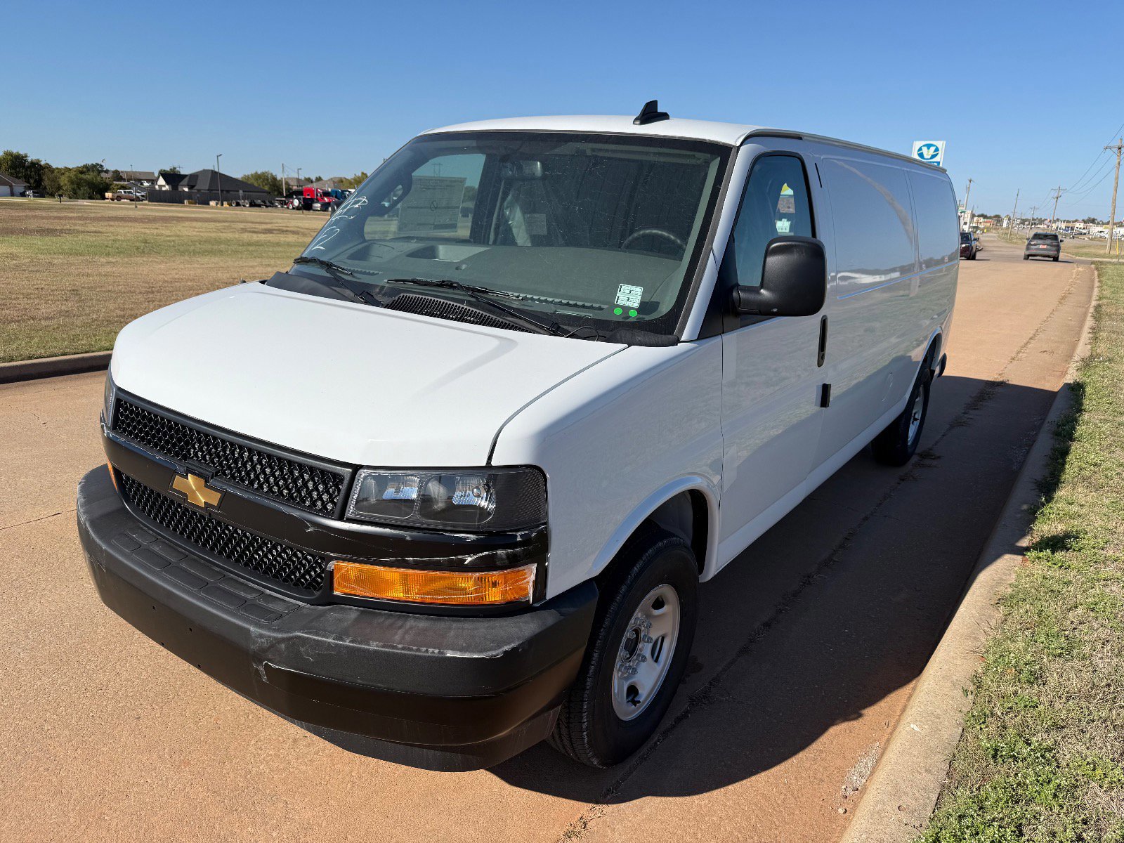 New 2025 Chevrolet Express 3500 Extended w/ Driver Convenience Package RWD image 7