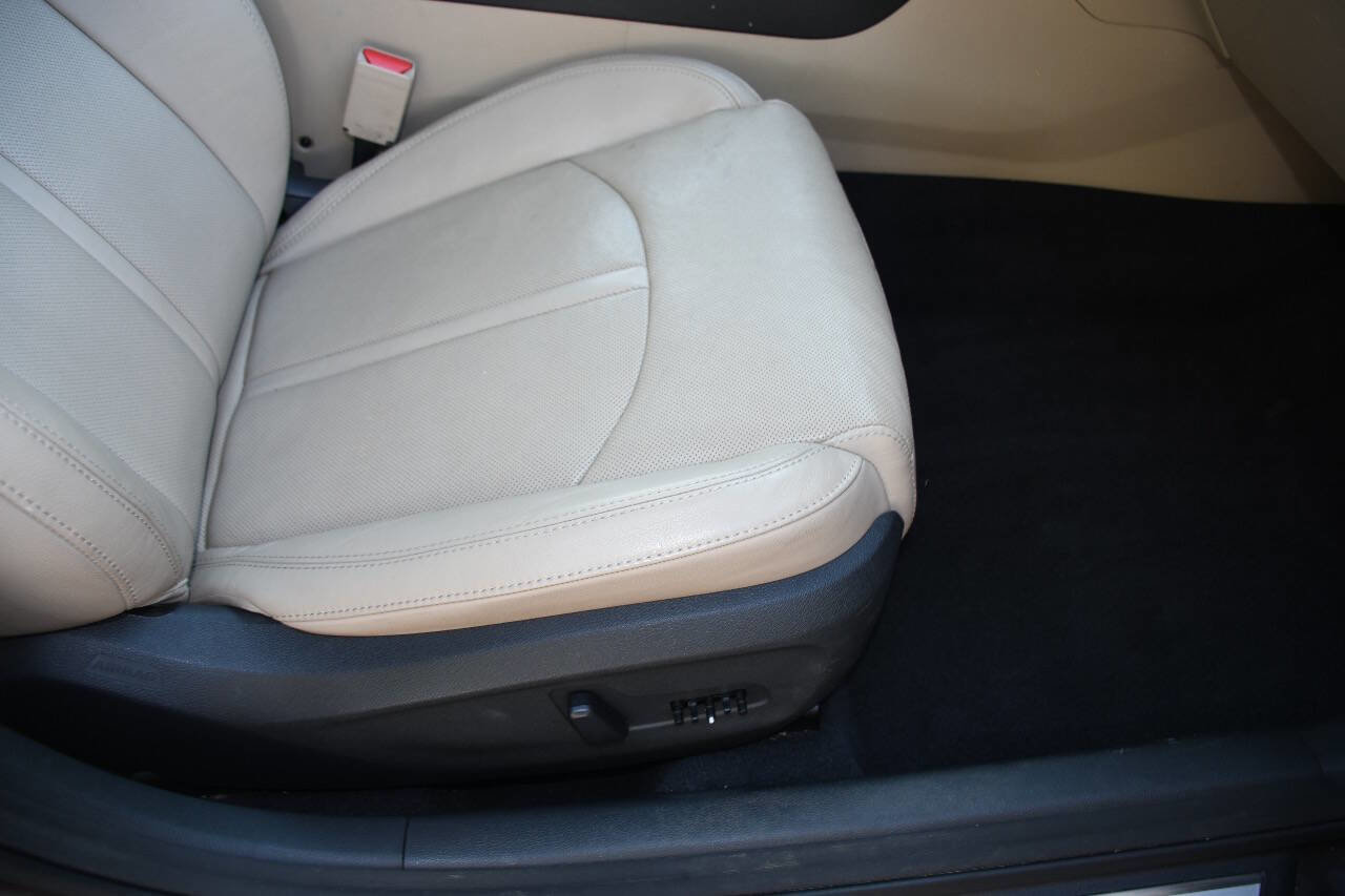 Used 2015 Hyundai Sonata Limited w/ Option Group 05 image 27